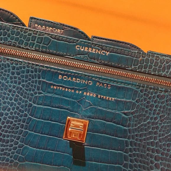Smythson PETROL BLUE travel clutch - Picture 4 of 8